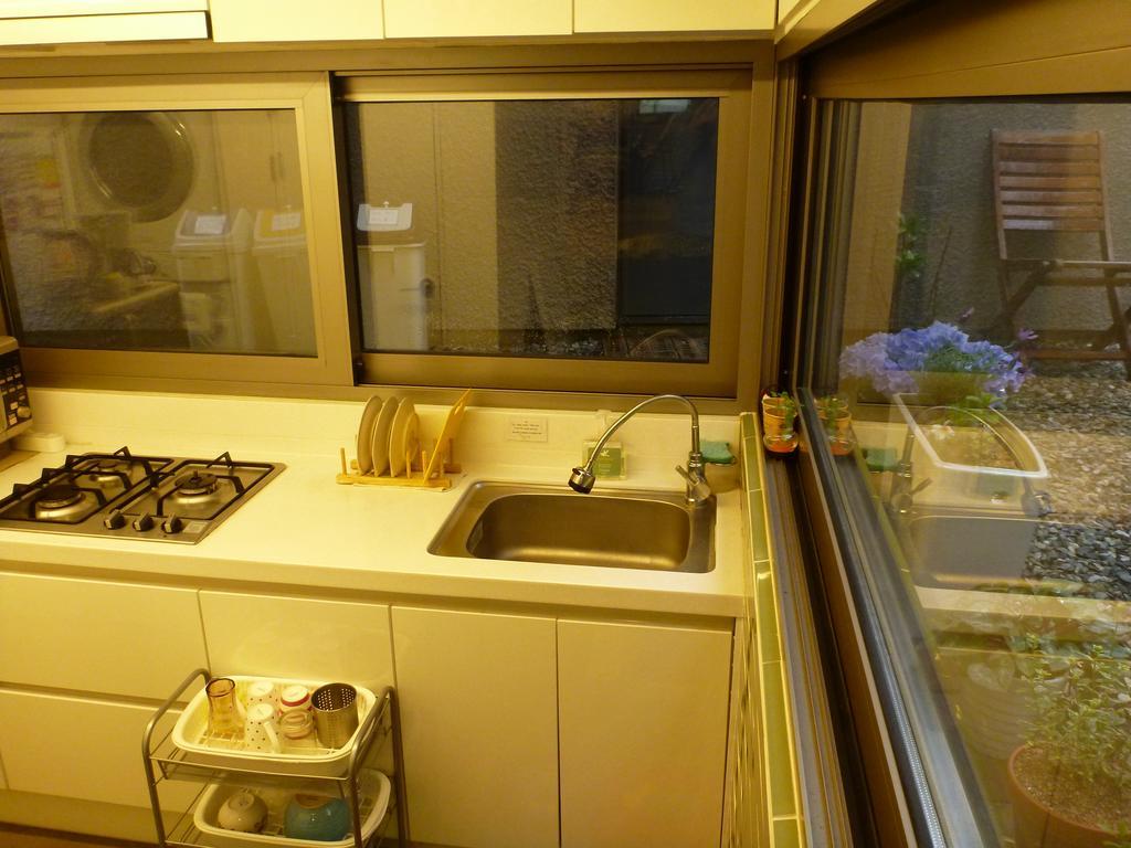 Inside Busan Hostel Exteriör bild