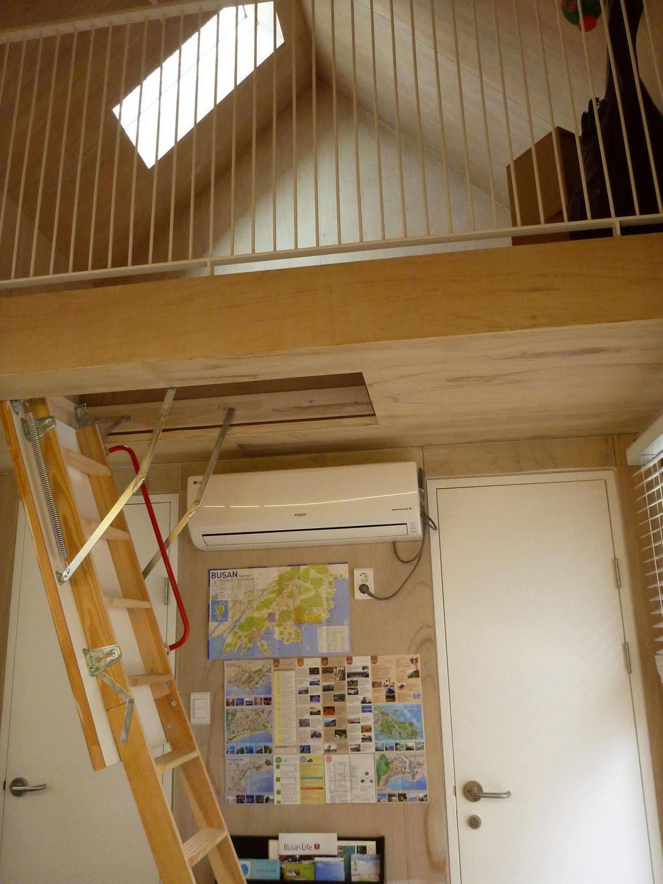 Inside Busan Hostel Exteriör bild